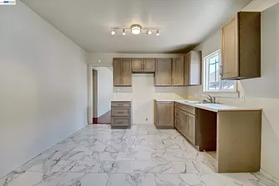 1707 73rd Ave, Oakland, CA 94621 - Photo 21