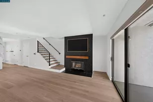 2578 Oak Rd, Walnut Creek, CA 94597 - Photo 13