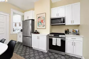 856 York St, San Francisco, CA 94110 - Photo 19