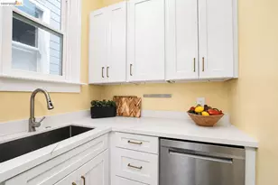 856 York St, San Francisco, CA 94110 - Photo 21