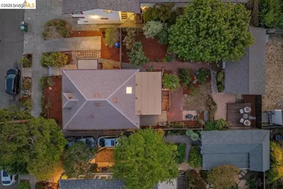 3621 Rhoda Ave, Oakland, CA 94602 - Photo 5