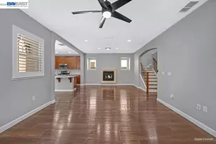 724 Topiary Ln, Mountain House, CA 95391 - Photo 9
