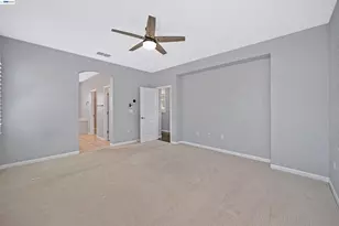 724 Topiary Ln, Mountain House, CA 95391 - Photo 7