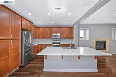 724 Topiary Ln, Mountain House, CA 95391 - Photo 17