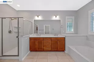 724 Topiary Ln, Mountain House, CA 95391 - Photo 37