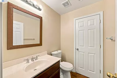 2401 Coffeeberry Road, West Sacramento, CA 95691 - Photo 11