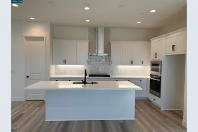 17357 Bushwick Lane, Lathrop, CA 95330 - Photo 13