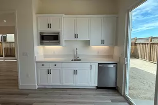 17357 Bushwick Ln, Lathrop, CA 95330 - Photo 19