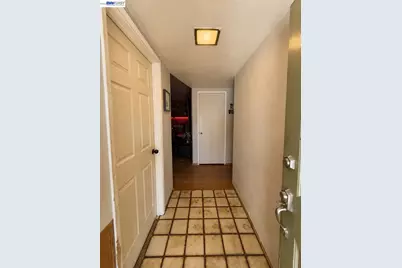 5814 Hemlock St, Sacramento, CA 95841 - Photo 7
