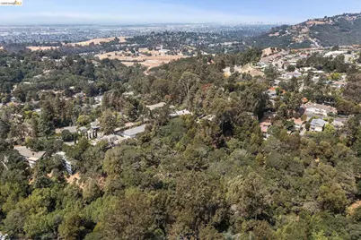 0 Mendenhall Rd, Oakland, CA 94605 - Photo 9