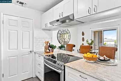 460 Bollinger Canyon Ln #285, San Ramon, CA 94582 - Photo 11