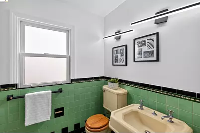 3996 Oakmore Rd, Oakland, CA 94602 - Photo 25