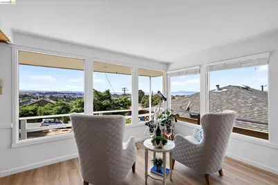 136 Craven St, Vallejo, CA 94590 - Photo 7