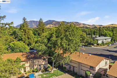 1526 Parkwood Pl, Concord, CA 94521 - Photo 41
