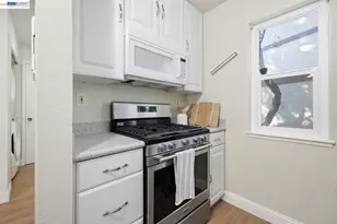 1526 Parkwood Pl, Concord, CA 94521 - Photo 17