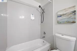 1526 Parkwood Pl, Concord, CA 94521 - Photo 27
