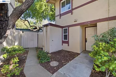 1526 Parkwood Pl, Concord, CA 94521 - Photo 1