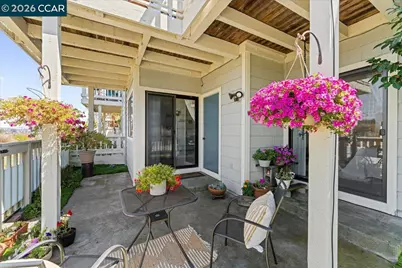 720 Live Oak Ln, Pinole, CA 94564 - Photo 5