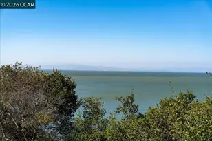 720 Live Oak Ln, Pinole, CA 94564 - Photo 43