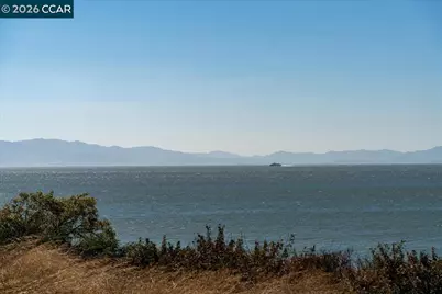 720 Live Oak Ln, Pinole, CA 94564 - Photo 49