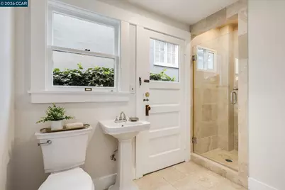 362 Magnolia Ave, Piedmont, CA 94611 - Photo 47