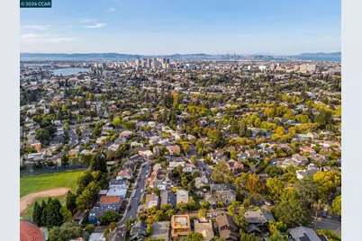 362 Magnolia Ave, Piedmont, CA 94611 - Photo 69
