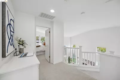 25 Farallon Ct, Richmond, CA 94804 - Photo 27