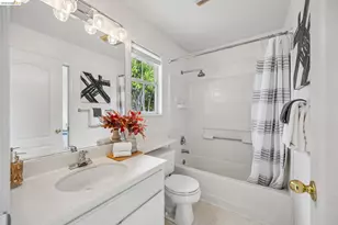 25 Farallon Ct, Richmond, CA 94804 - Photo 41