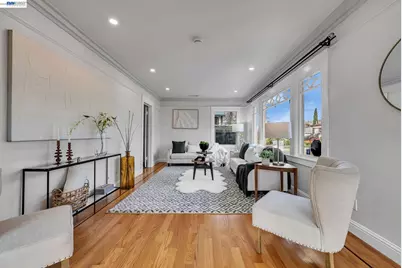4471 Tulip Ave, Oakland, CA 94619 - Photo 7