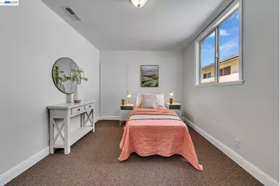 4471 Tulip Ave, Oakland, CA 94619 - Photo 11