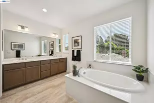 125 Crk Vw Cir, Fairfield, CA 94533 - Photo 49