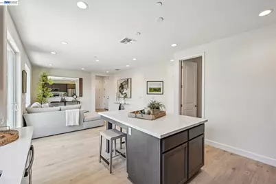 125 Creek View Cir, Fairfield, CA 94533 - Photo 13