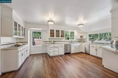 3386 Cowell Rd, Concord, CA 94518 - Photo 33