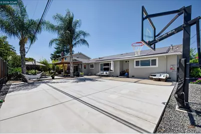 1560 American Beauty Dr, Concord, CA 94521 - Photo 29