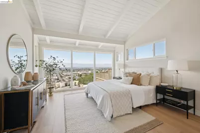 7425 Hillmont Drive, Oakland, CA 94605 - Photo 21