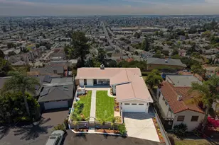 7425 Hillmont Dr, Oakland, CA 94605 - Photo 49