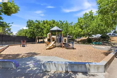 1510 Corte Reina Cmn, Livermore, CA 94551 - Photo 23
