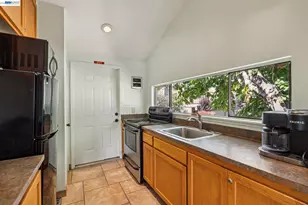 1129 Island Dr, Alameda, CA 94502 - Photo 45