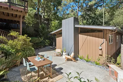 7218 Homewood Dr, Oakland, CA 94611 - Photo 5