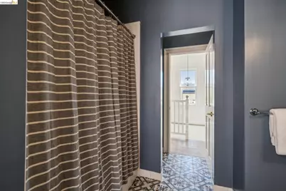 4440 Howe St, Oakland, CA 94611 - Photo 31