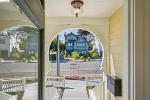 4440 Howe St, Oakland, CA 94611 - Photo 5