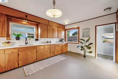 2515 Noble Ave, Alameda, CA 94501 - Photo 15