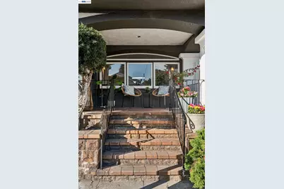 2515 Noble Ave, Alameda, CA 94501 - Photo 3