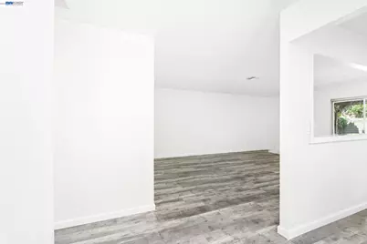 1247 Johnson Ct, Tracy, CA 95376 - Photo 3