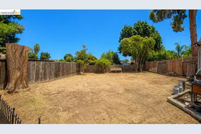 1203 D St, Antioch, CA 94509 - Photo 19