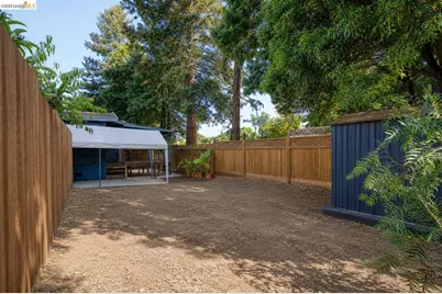 3221 Delaware St, Oakland, CA 94602 - Photo 25