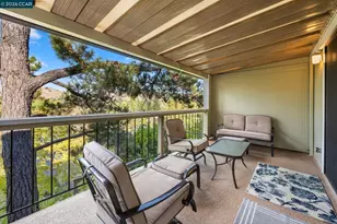 1300 Running Springs Rd, Walnut Creek, CA 94595 - Photo 23