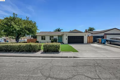 304 Huntington Dr, Antioch, CA 94509 - Photo 1