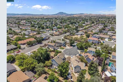 400 Devon Ct, Oakley, CA 94561 - Photo 37