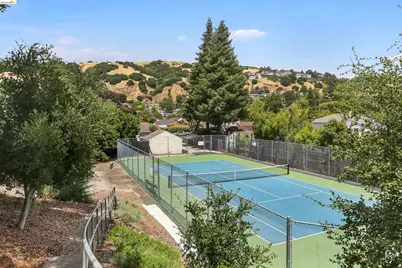 307 Covington St, Oakland, CA 94605 - Photo 49